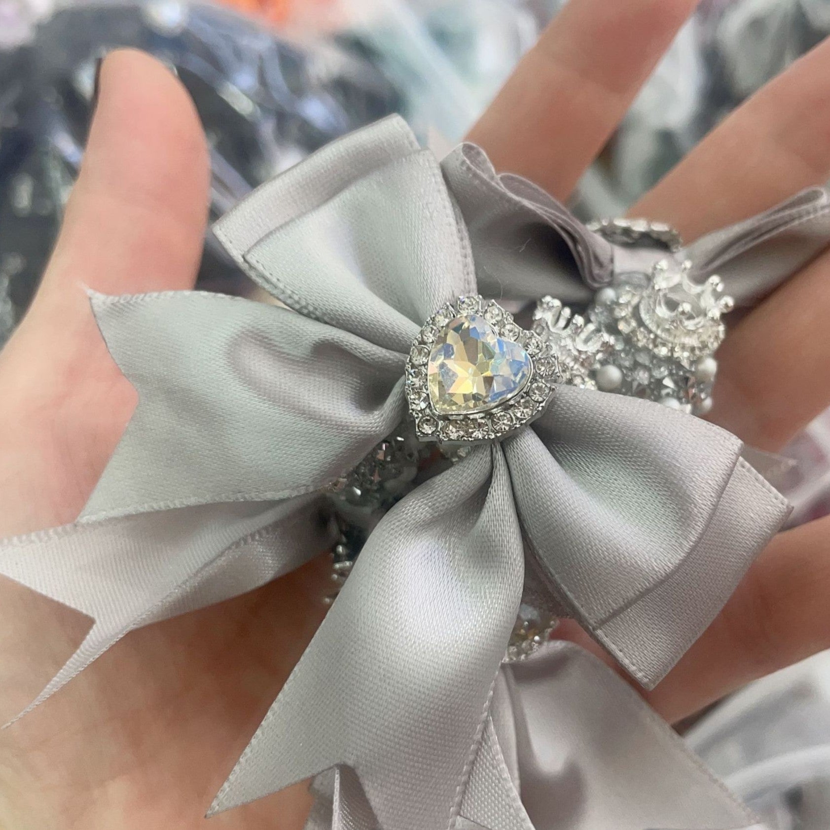 Fashion Crown & Sugar Bow Beads, DIY Phone Charm and Beaded Pen Accessories for Handmade Jewelry Crafts