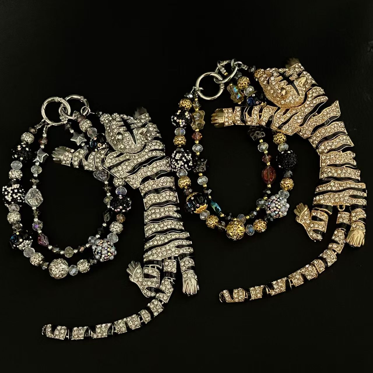 Luxury Handmade Beaded Phone Charm – Premium Rhinestone & Pearl Phone Strap（Pay $30 Deposithere, Discount automatically cut) Everything you choose in livestream please order here
