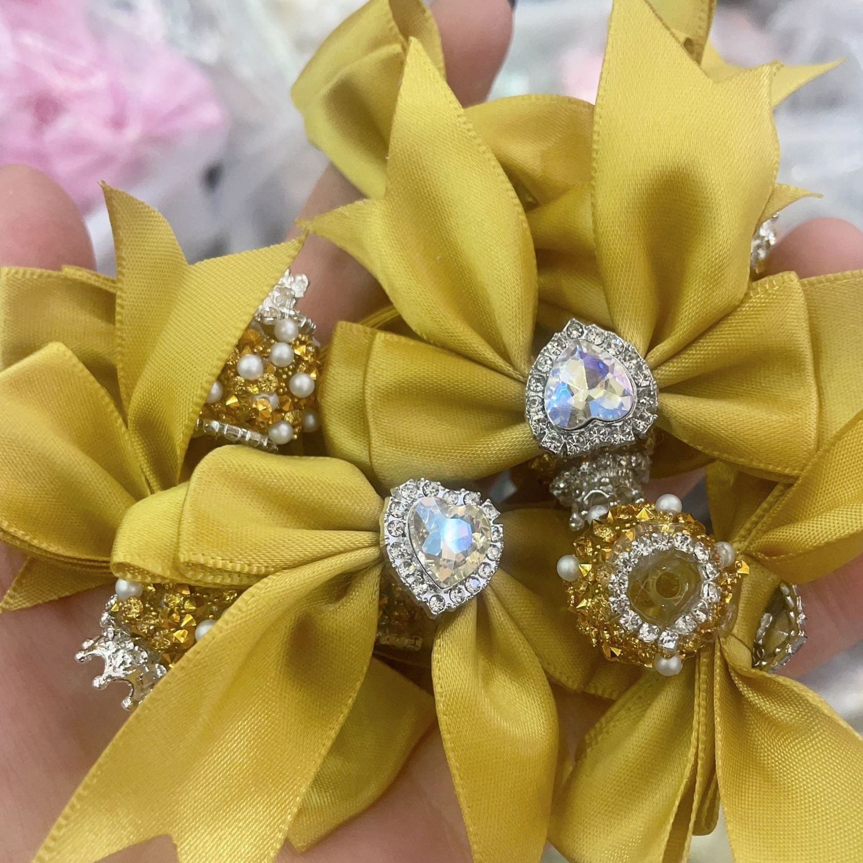 Fashion Crown & Sugar Bow Beads, DIY Phone Charm and Beaded Pen Accessories for Handmade Jewelry Crafts
