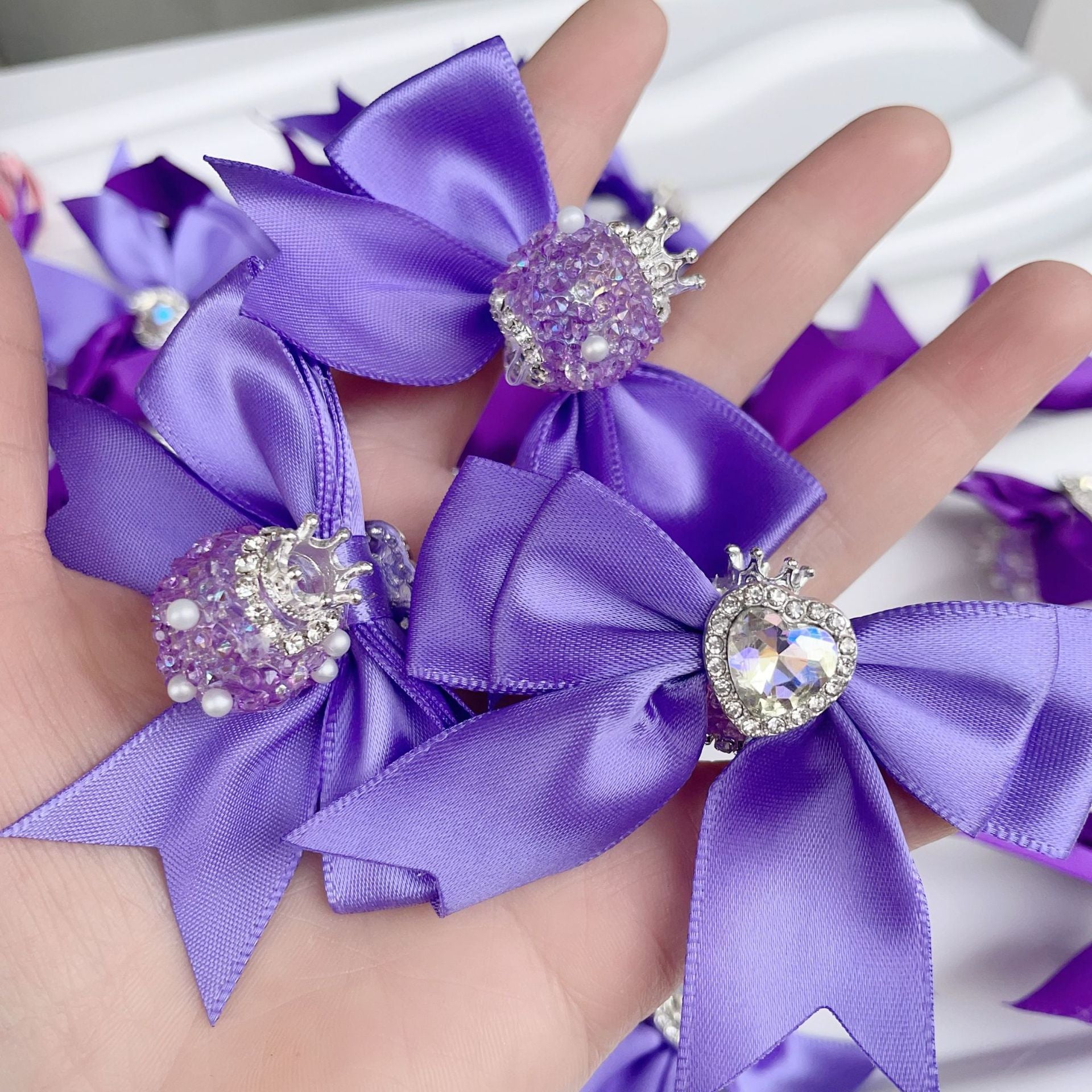 Fashion Crown & Sugar Bow Beads, DIY Phone Charm and Beaded Pen Accessories for Handmade Jewelry Crafts