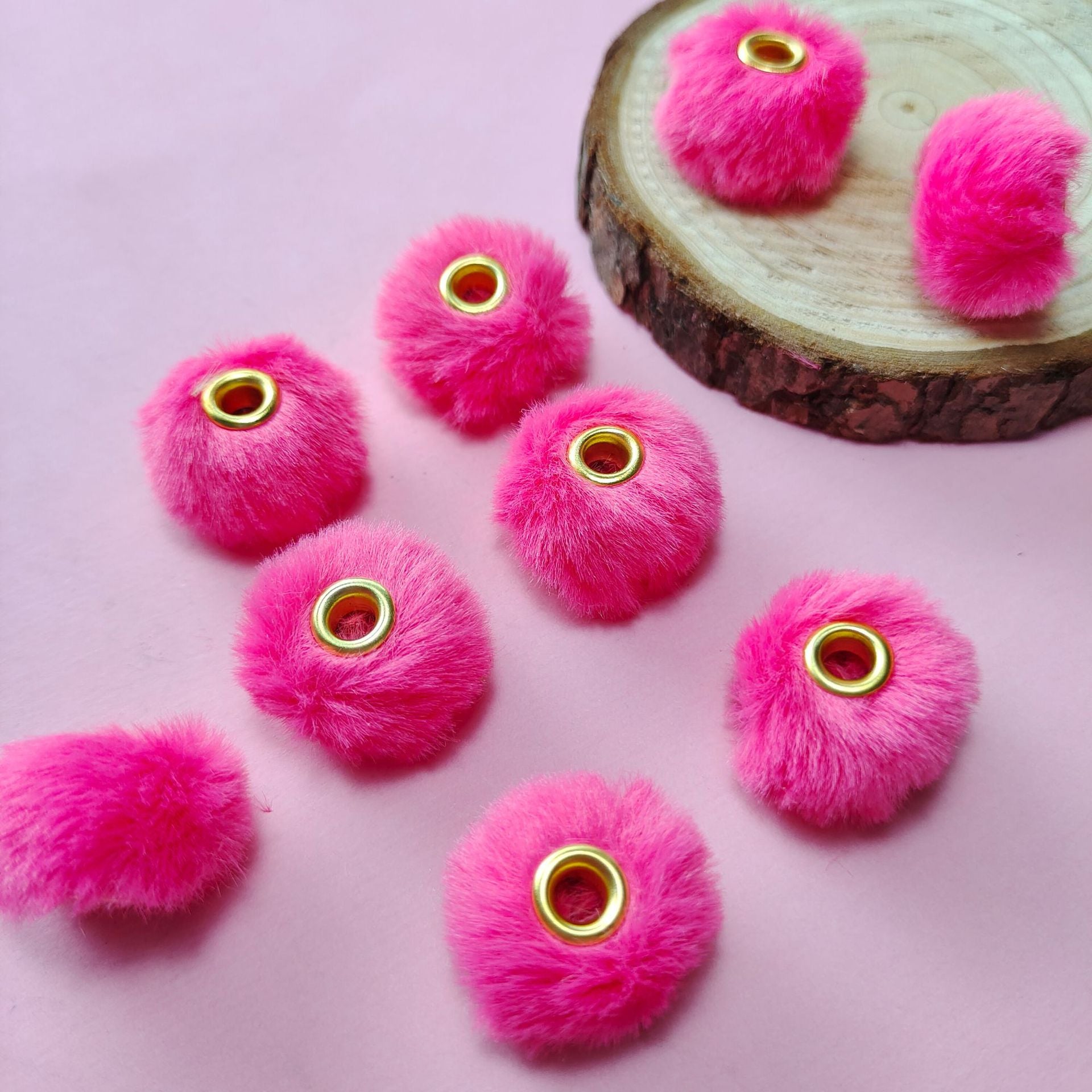 100PCS Fluffy Faux Fur Pom Poms Beads Mixed Color Soft Fuzzy Puff Spacer Beads for DIY Pens Jewelry Bracelet Garland Headband Keychain Handicrafts Craft Accessories Gift Supplies