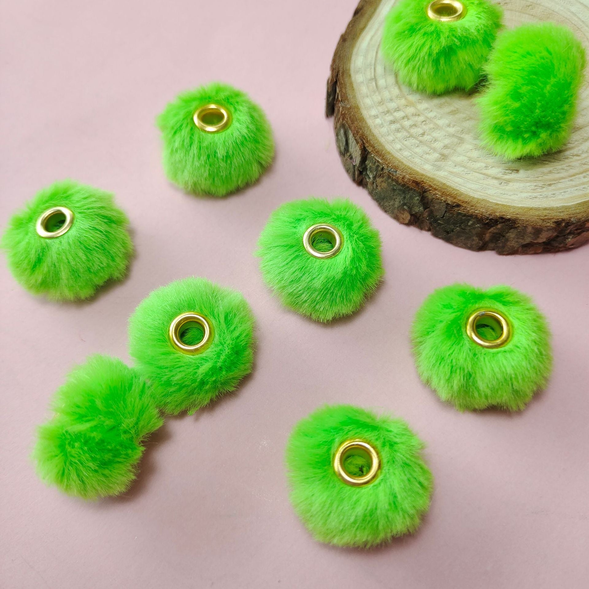 100PCS Fluffy Faux Fur Pom Poms Beads Mixed Color Soft Fuzzy Puff Spacer Beads for DIY Pens Jewelry Bracelet Garland Headband Keychain Handicrafts Craft Accessories Gift Supplies
