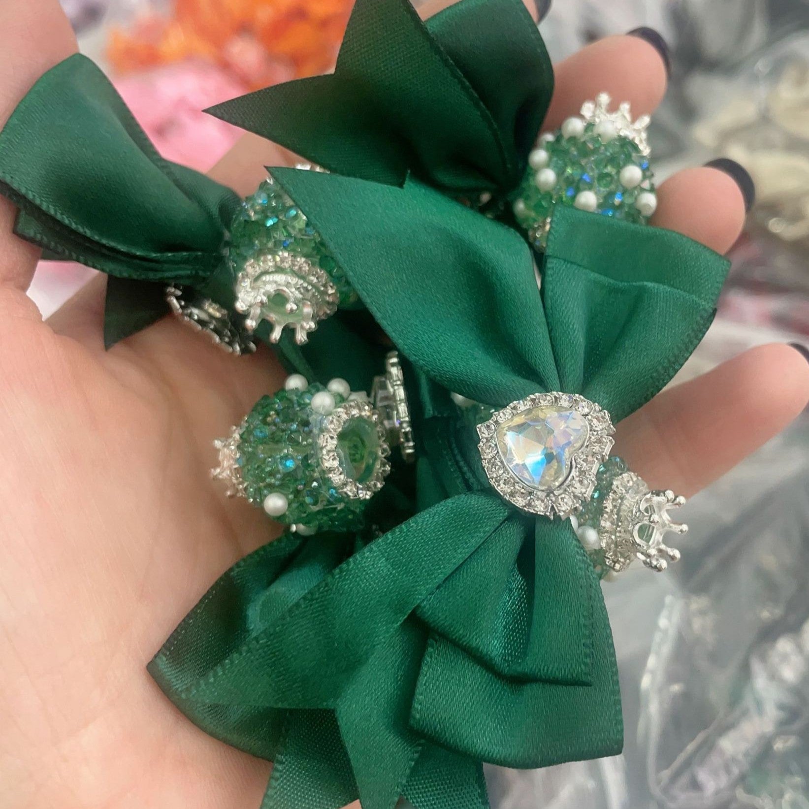 Fashion Crown & Sugar Bow Beads, DIY Phone Charm and Beaded Pen Accessories for Handmade Jewelry Crafts