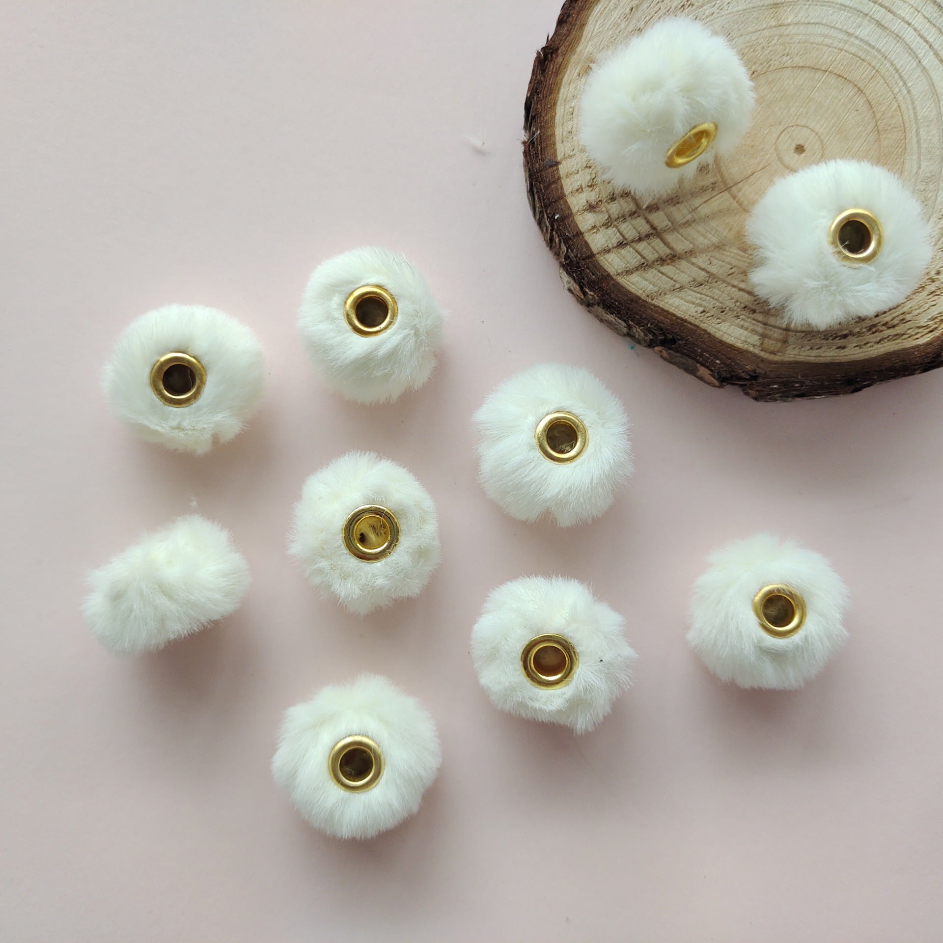 100PCS Fluffy Faux Fur Pom Poms Beads Mixed Color Soft Fuzzy Puff Spacer Beads for DIY Pens Jewelry Bracelet Garland Headband Keychain Handicrafts Craft Accessories Gift Supplies
