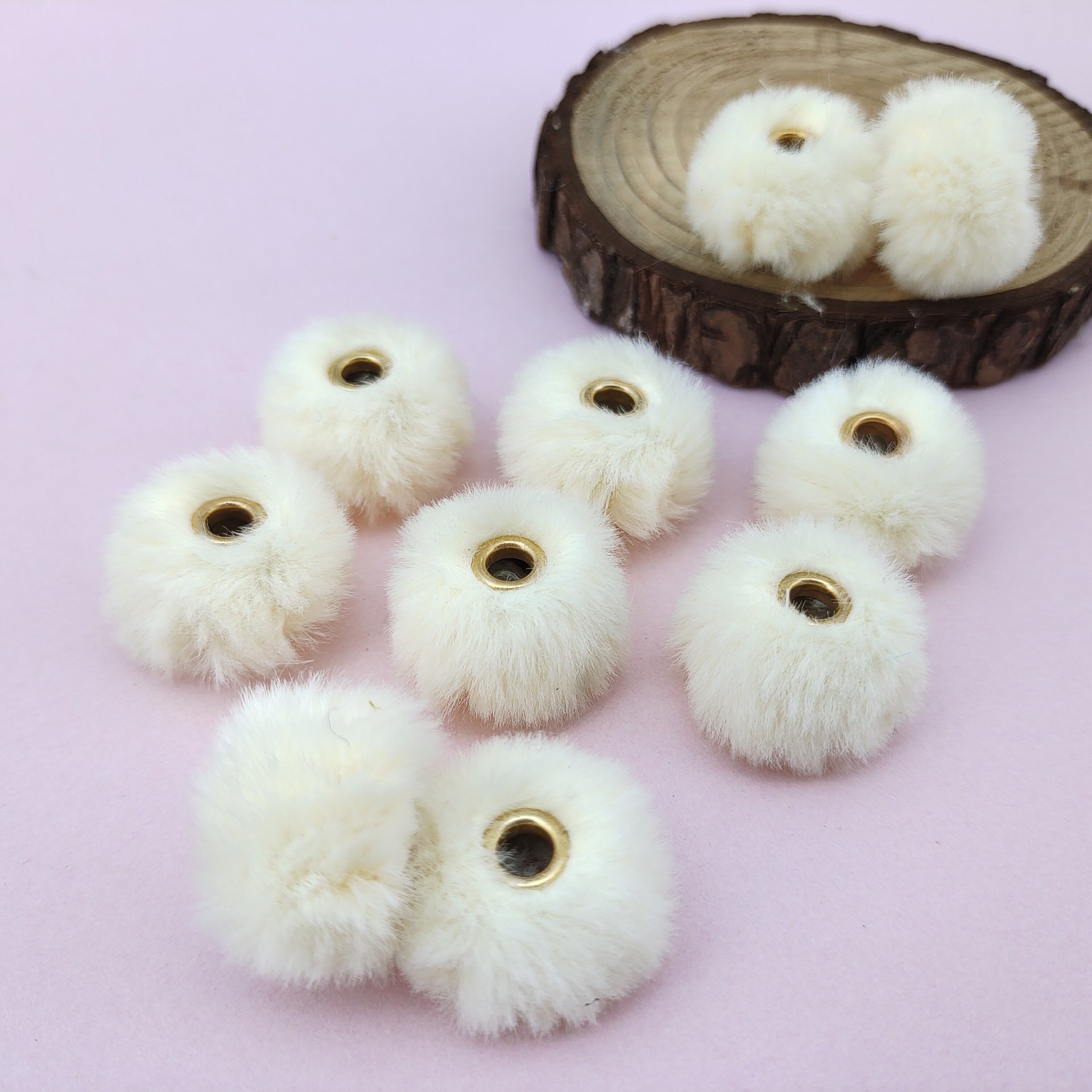 100PCS Fluffy Faux Fur Pom Poms Beads Mixed Color Soft Fuzzy Puff Spacer Beads for DIY Pens Jewelry Bracelet Garland Headband Keychain Handicrafts Craft Accessories Gift Supplies