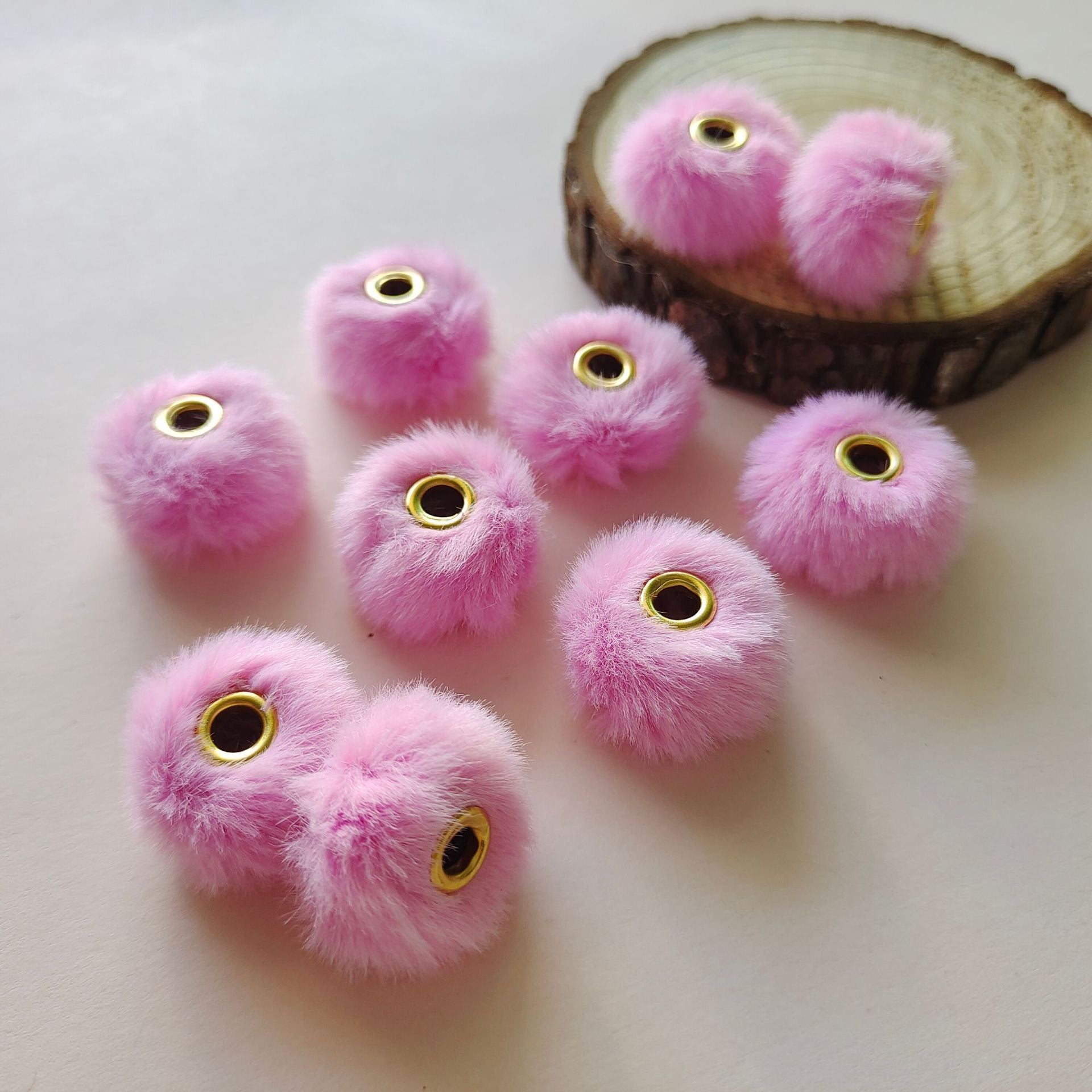 100PCS Fluffy Faux Fur Pom Poms Beads Mixed Color Soft Fuzzy Puff Spacer Beads for DIY Pens Jewelry Bracelet Garland Headband Keychain Handicrafts Craft Accessories Gift Supplies
