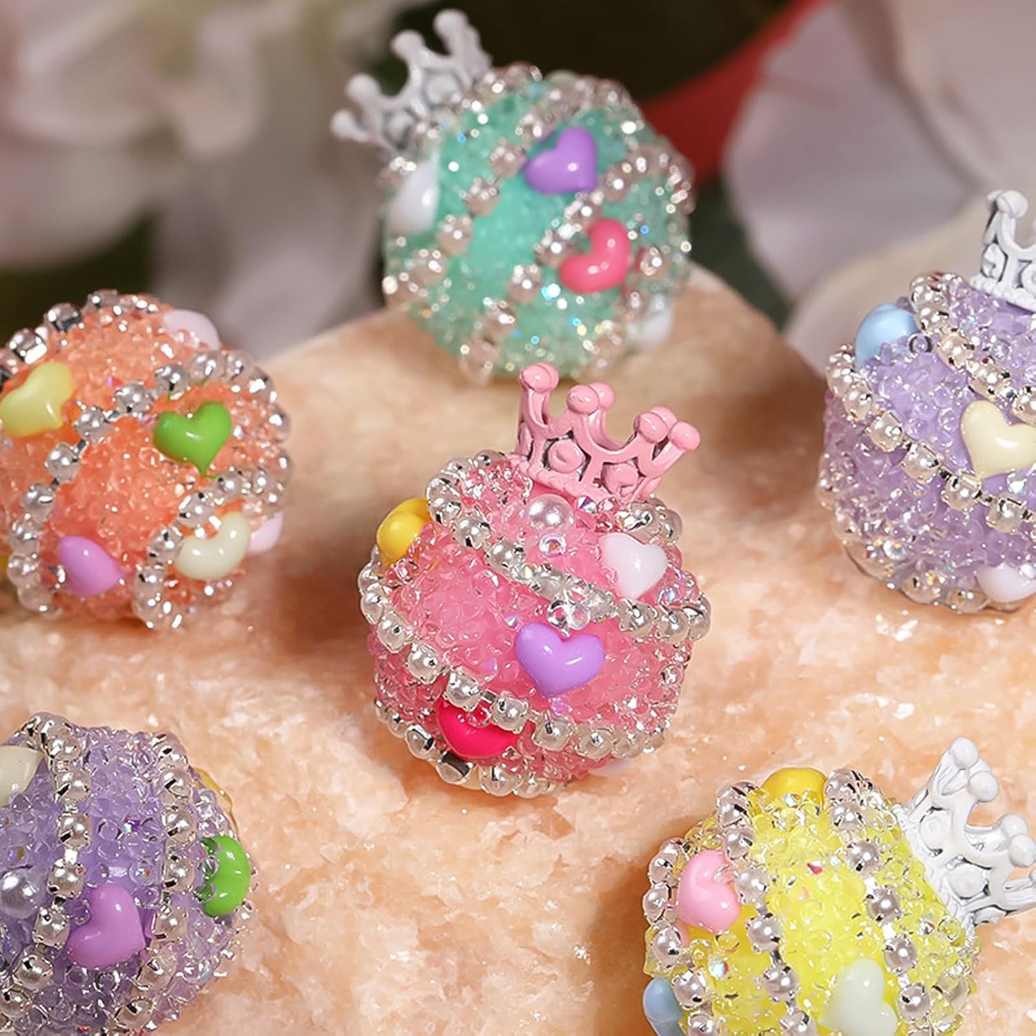 Rhinestone Focal Beads for Pens, 24 * 19MM Mixd Color Crystal Crown Round Shape Diamond Chunky Glitter Beads for Keychain Beadable Pen Jewelry Brcelets Making, Pet Necklace Accessories